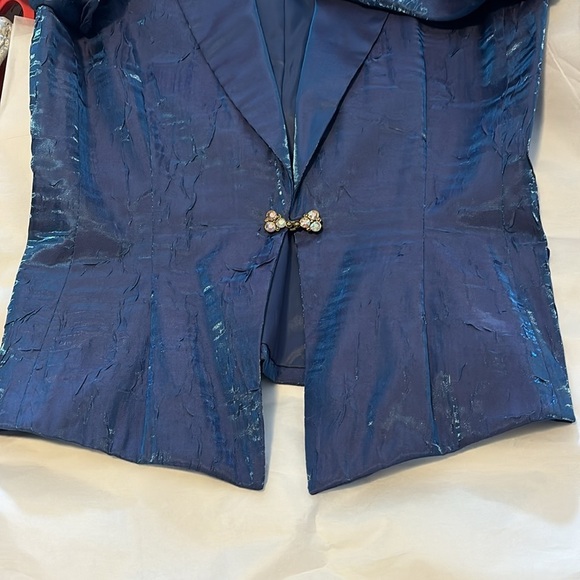 Alex Evenings Satin Jacket, Size 8 - Picture 10 of 10